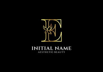 Leinwandbilder - Initial E Letter Logo Design with Butterfly or Leaf Element