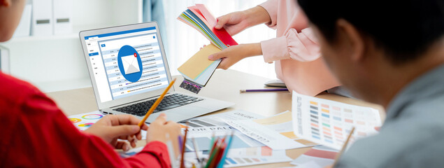 Fototapete - Email notification message showing on computer screen brisk. Digital marketing message information text from business to customer client