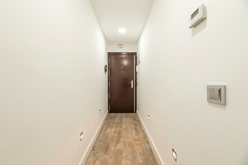 Aufkleber - Hallways allow one person to sleep in a bedroom while another works in the study or cooks in the kitchen,