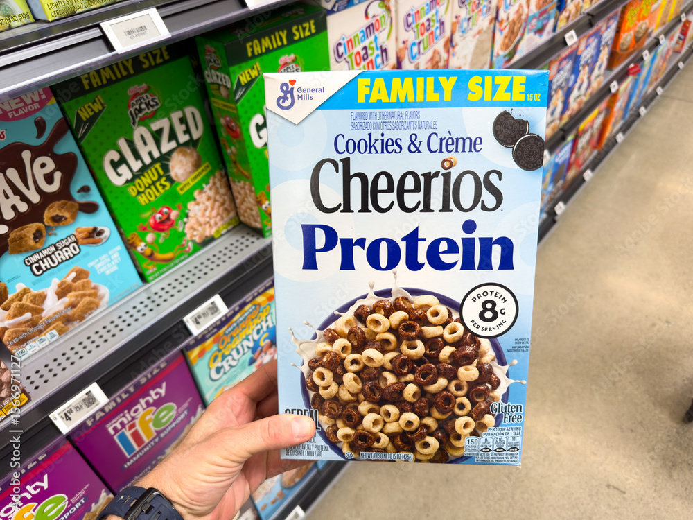 Cheerios Protein Cookies & Crème Cereal Box on Store Shelf Stock Photo ...