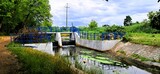 staw w pruszowie okolice tworek pęcice tama