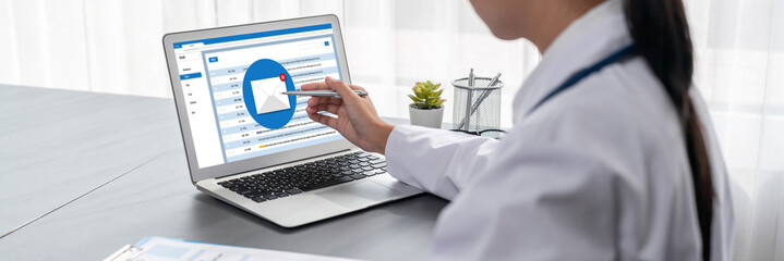 Fototapete - Email notification message showing on computer screen brisk. Digital marketing message information text from business to customer client