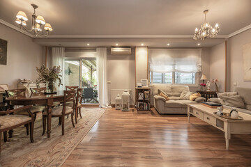 Aufkleber -  armchairs, coffee tables, and side tables. The choice of these elements should balance comfort with style