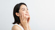 © Blue Studio - 透明感のある肌を持つ日本人女性のスキンケア｜Asian Beauty Skincare Portrait