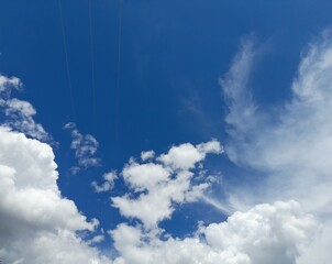 Wall Mural - photo of a partly cloudy sky