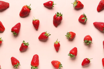 Wall Mural - sweet fresh strawberries on pink background