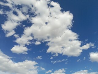 Wall Mural - landscape of a partly cloudy sky