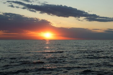 Wall Mural - picturesque view of beautiful sea at sunrise