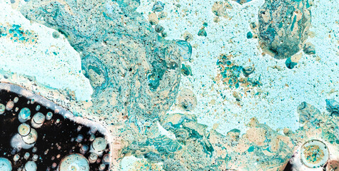 Canvas Print - Luminous Flow: Exploring the Magic of Liquid Art in Oil Paint
