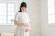 © siro46 - 妊婦　ポートレート　自宅