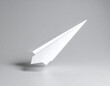 © theshooter - Avión de papel blanco sobre fondo gris, imagen minimalista concepto de viaje, imaginación creatividad. para campañas de comunicación, viajes educación nuevas metas. o emprendimiento creativo