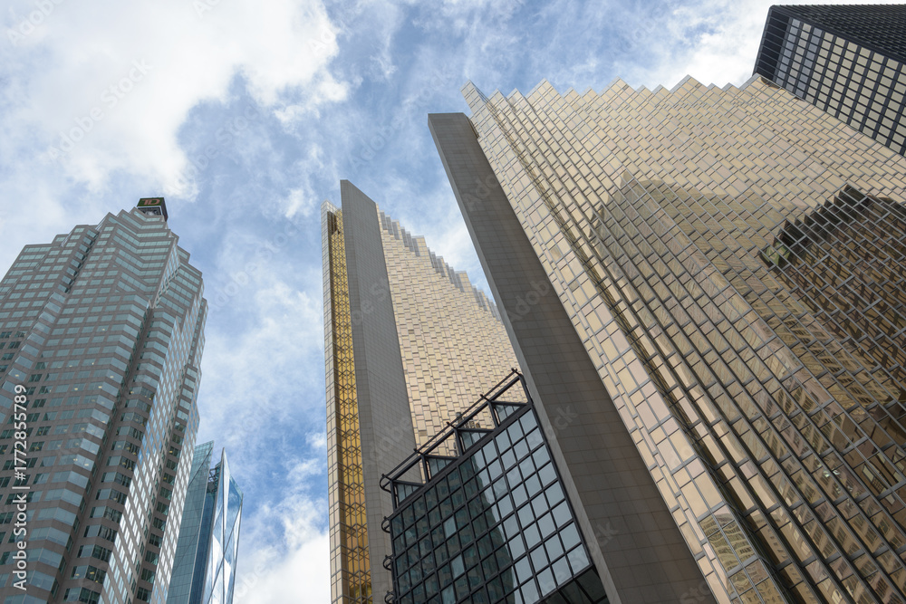 TD Canada Trust Tower (left) and roofline of Royal Bank Plaza (right ...