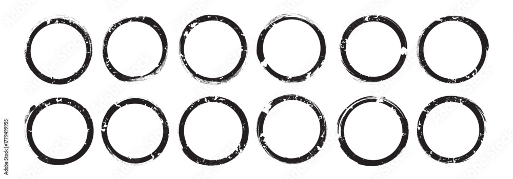 Paint brush round stain, ink stroke circle. Watercolor line frame ...