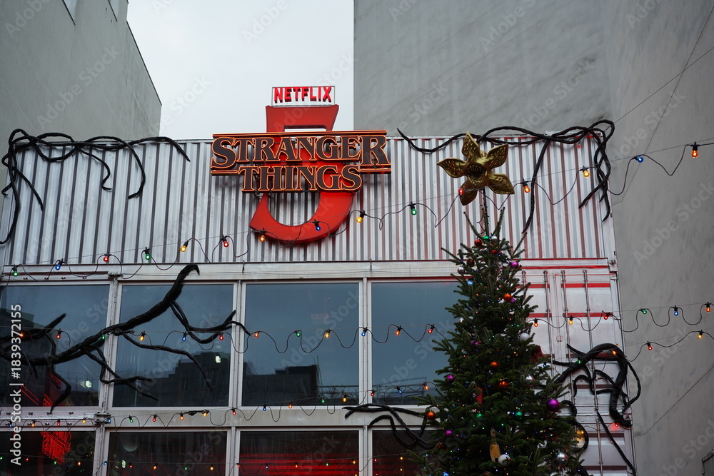 Netflix Stranger Things, Hawkins Christmas Market am Kurfürstendamm in Berlin am 09.12.2025 Stock Photo | Adobe Stock