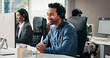 © P2000/peopleimages.com - Computer, smile and man in call center for business, banking support or coworking. Help desk, listening and consultant with technology for customer service, account balance and financial credit score