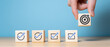 © rafaelnlins - Checklist completo com símbolo de alvo destacando alcance de objetivos, produtividade e organização, conceito de planejamento e sucesso profissional