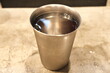 © taka - シンプルで洗練されたコップ、日常を彩る美しい器
