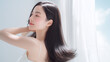 © Designer's Stockroom - 自然光で輝く美しい髪の女性　ヘアケア、ヘアサロン用