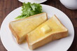 © photosomething - バタートースト朝食