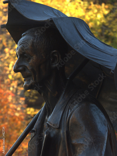 monument of painter pasdeev