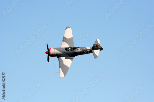 avion yak 3 en vol