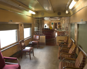 Fotobehang Trein Interieur van oude treinwagon  © Aaron Kohr