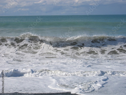 foamy wave