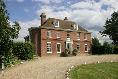 english mansion house photo