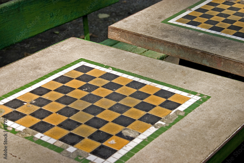 park chess table