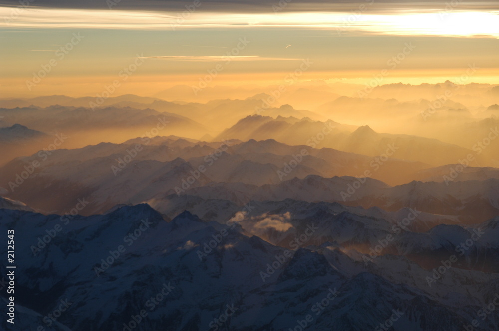 sonnenaufgang über den alpen