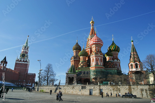 catedral de san basilio y torre del kremlim photo