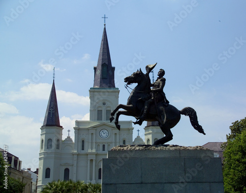 general andrew jackson statue in front of st louis cathedral