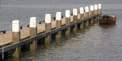 landing stage photo