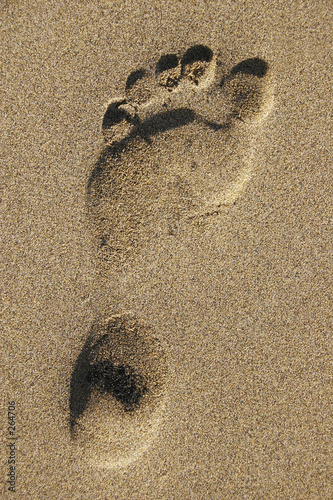 pisada en la playa