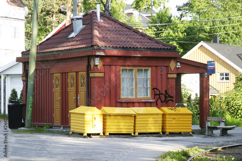 ljabru street car station photo