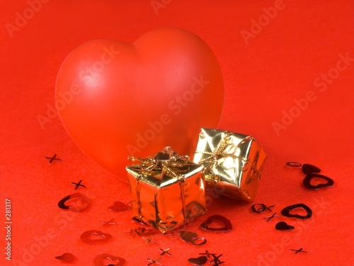 gift bag heart