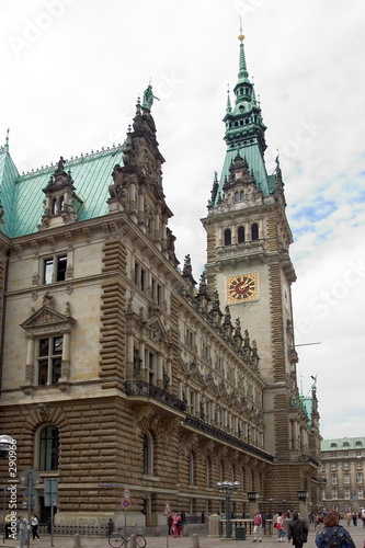 rathaus hamburg