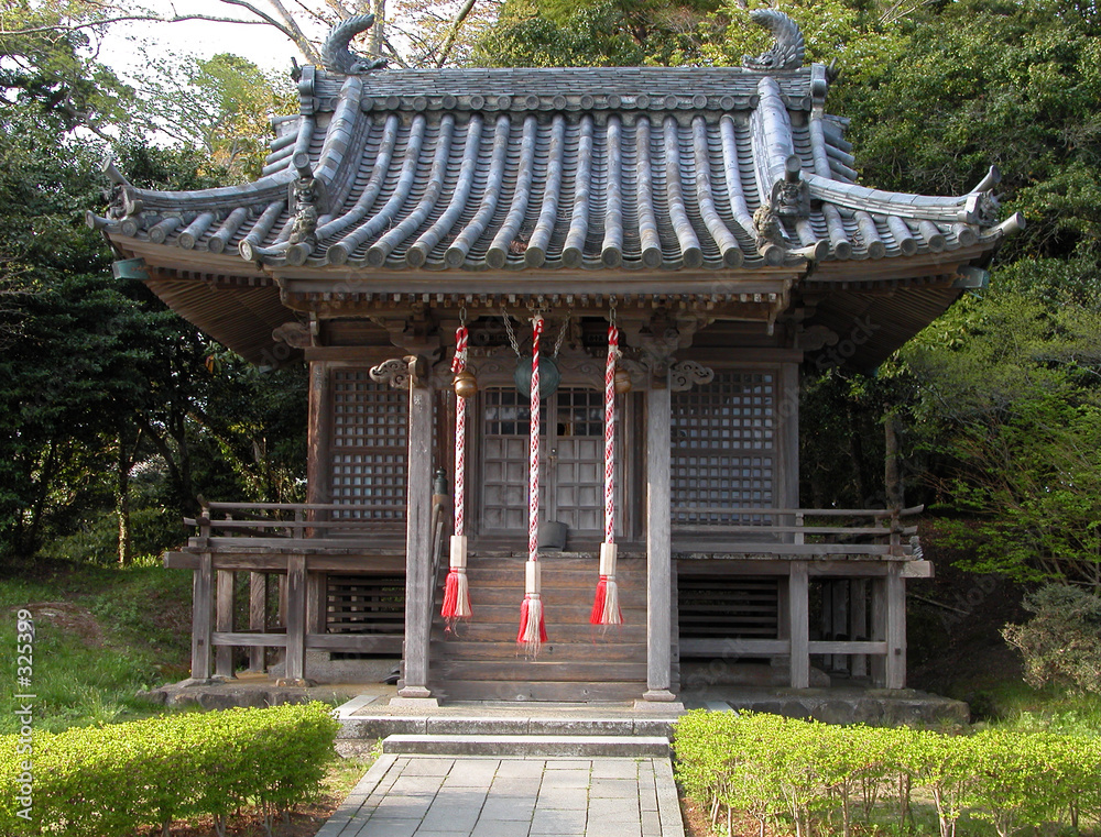 Naklejka premium little shrine