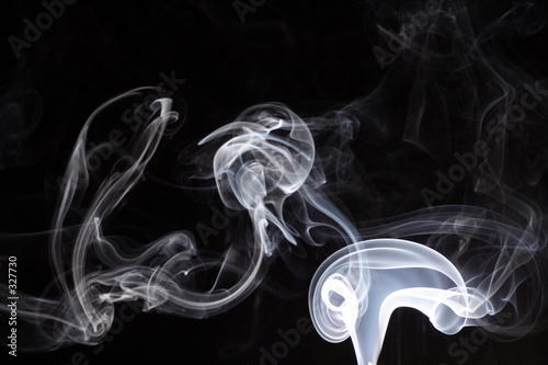 turbulences of a smoke or a birth of a phantom photo