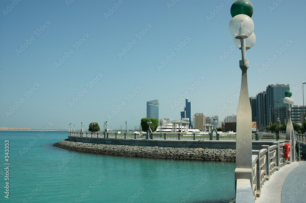 Obraz premium abu dhabi corniche