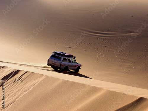 balade en 4x4 dans les dunes © Emmanuelle Combaud