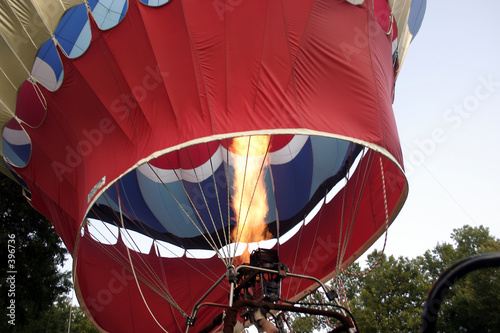 balloon flame