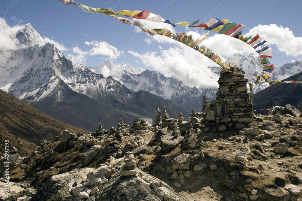 Fotografia chukpilhara memorials - nepal