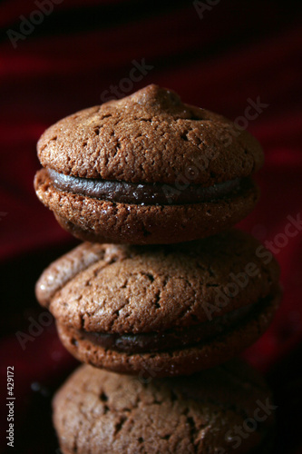 chocolate cookies - pyramid