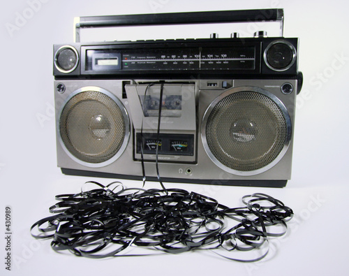 Obraz na płótnie tape spewing boombox
