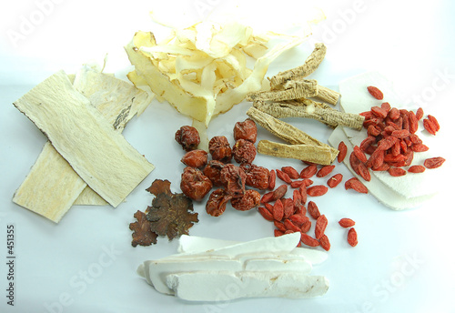 chinese herbal chicken soup