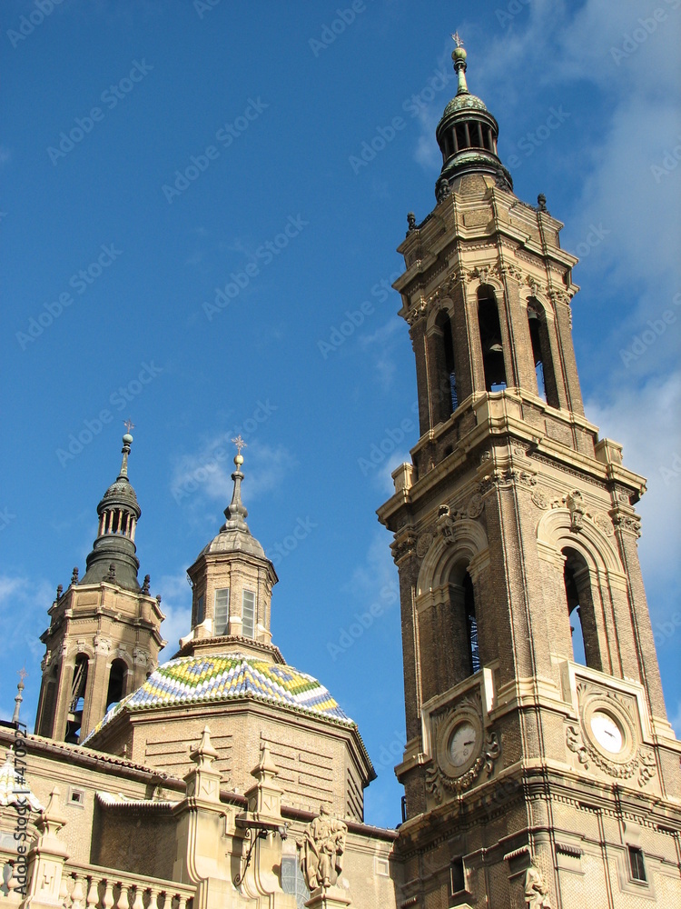 saragoza tower madonna pilar