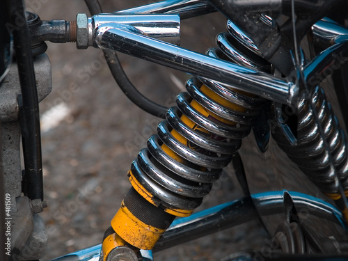 7 suspension photo
