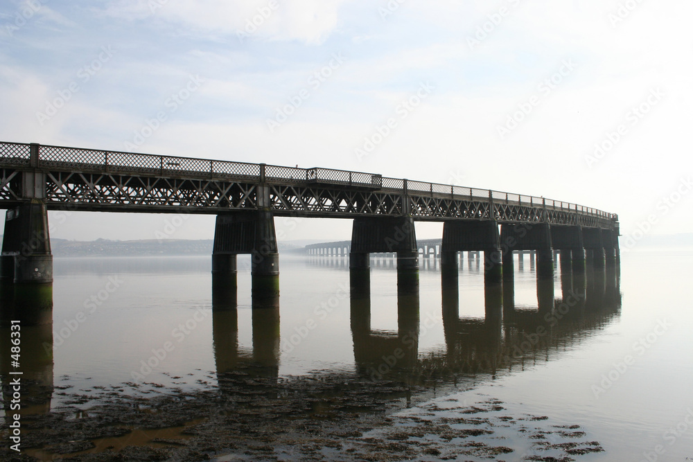 tay rail bridge, dundee, scotland