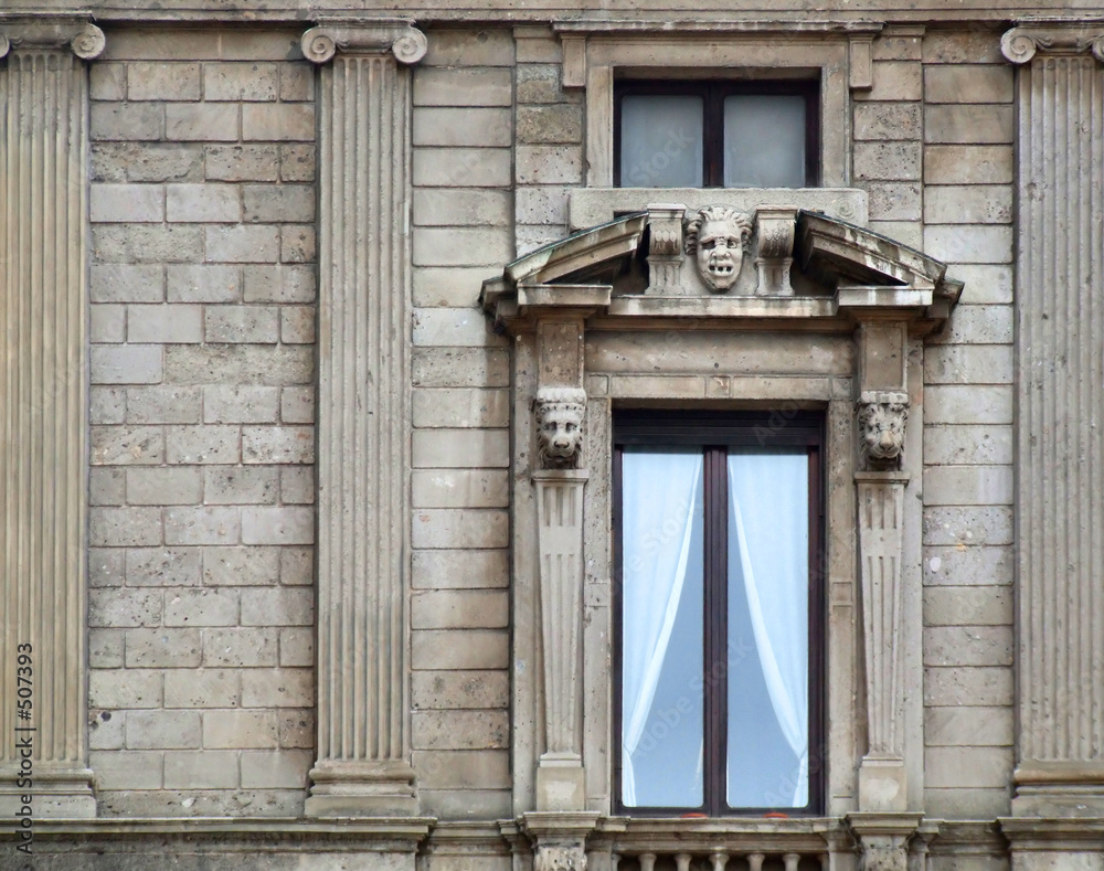 Obraz premium window and columns